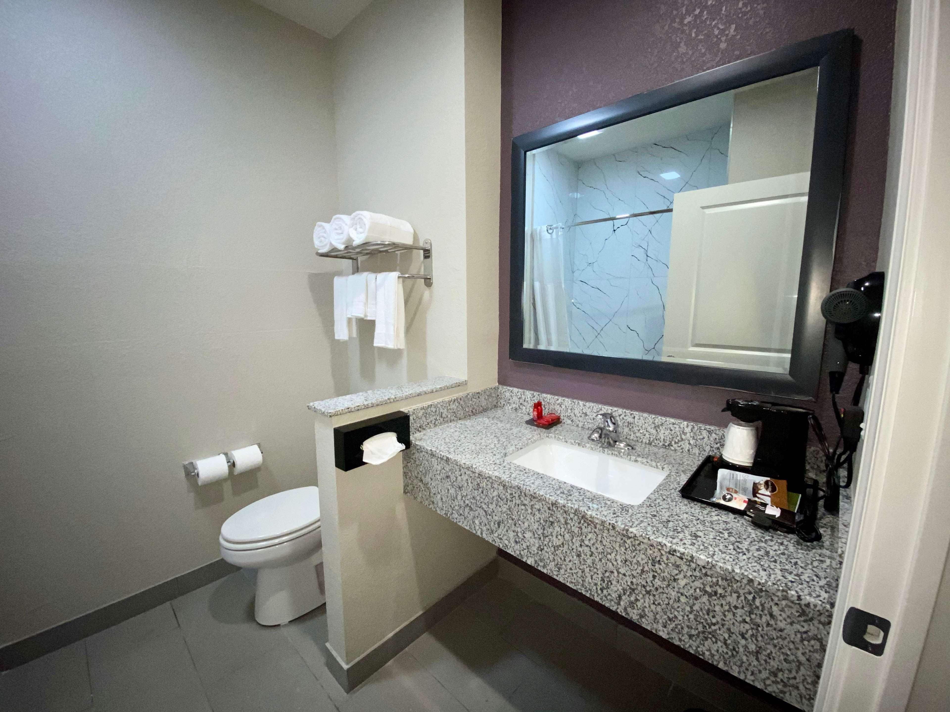 SureStay Plus Hotel by Best Western Ada Exterior foto